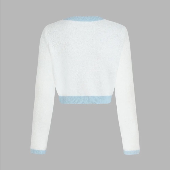 Blue and white cropped sweater medium/large new - Picture 6 of 6